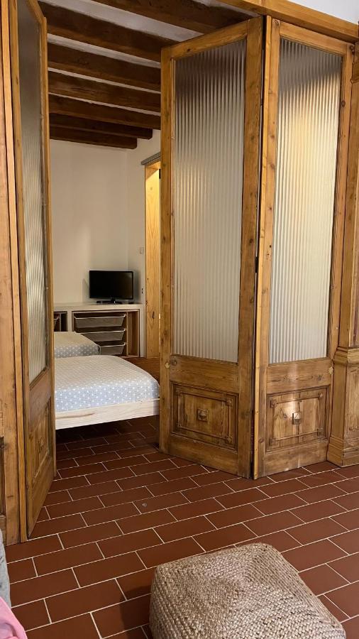 Pis Amb Molt D'Encant Al Centre D'Olot Dış mekan fotoğraf